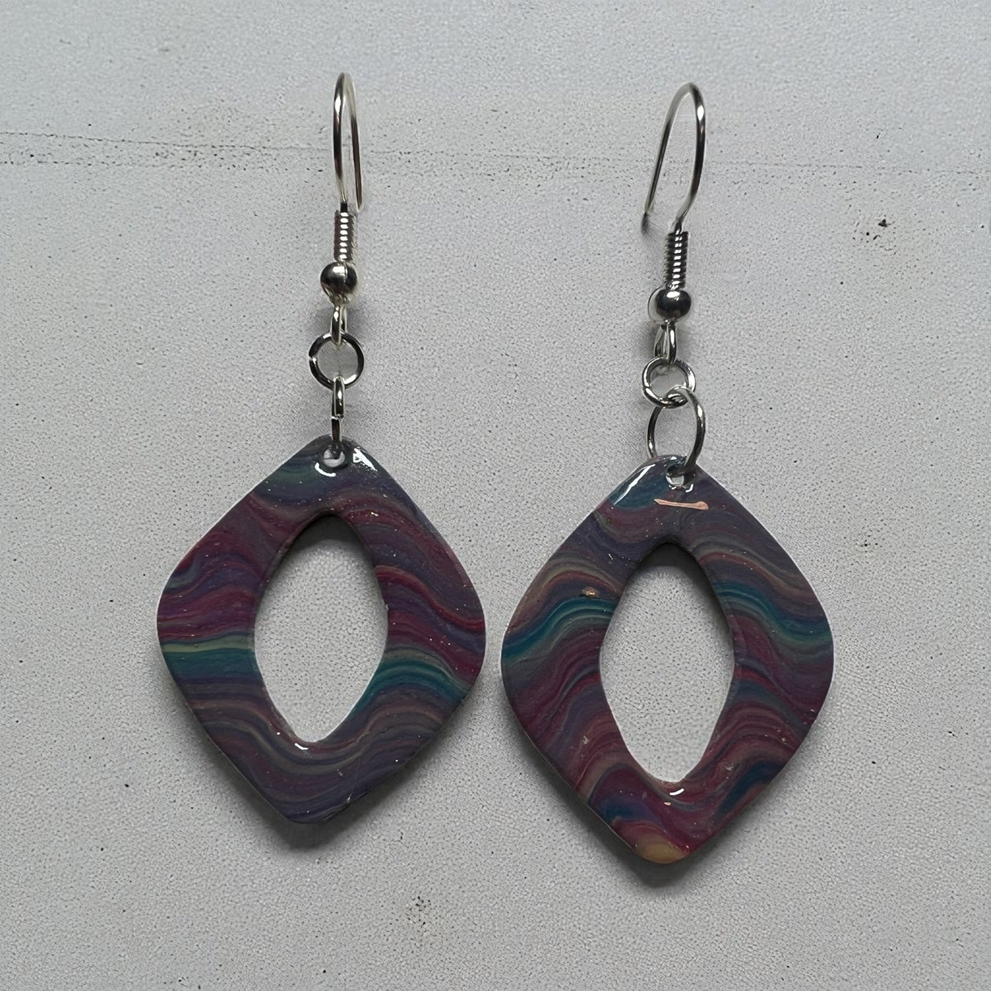 Wavy Rainbow Diamonds